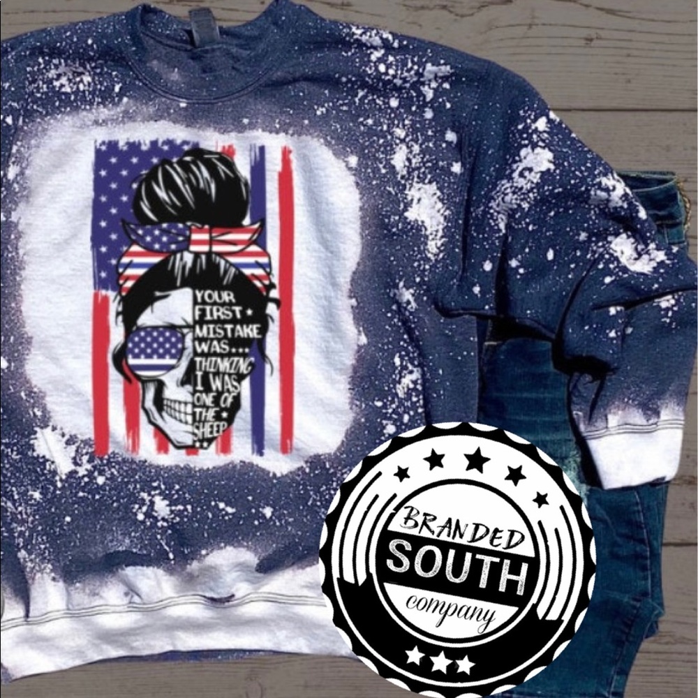Bleached crew neck sweatshirt